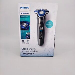 Philips Norelco Shaver 7200 Electric Razor SenseIQ Wet & Dry S7887/82 Blue/Black
